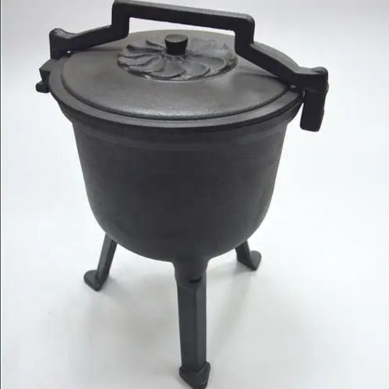 4L鋳鉄製ヘビーデューティーキッチンダッチオーブン三脚蓋付き - Camp Dutch Oven Cast のレビューと価格